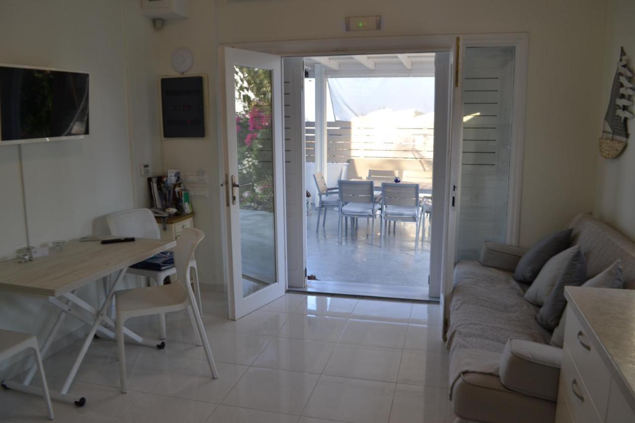 Jb Villa (Adults Only) Месария Екстериор снимка